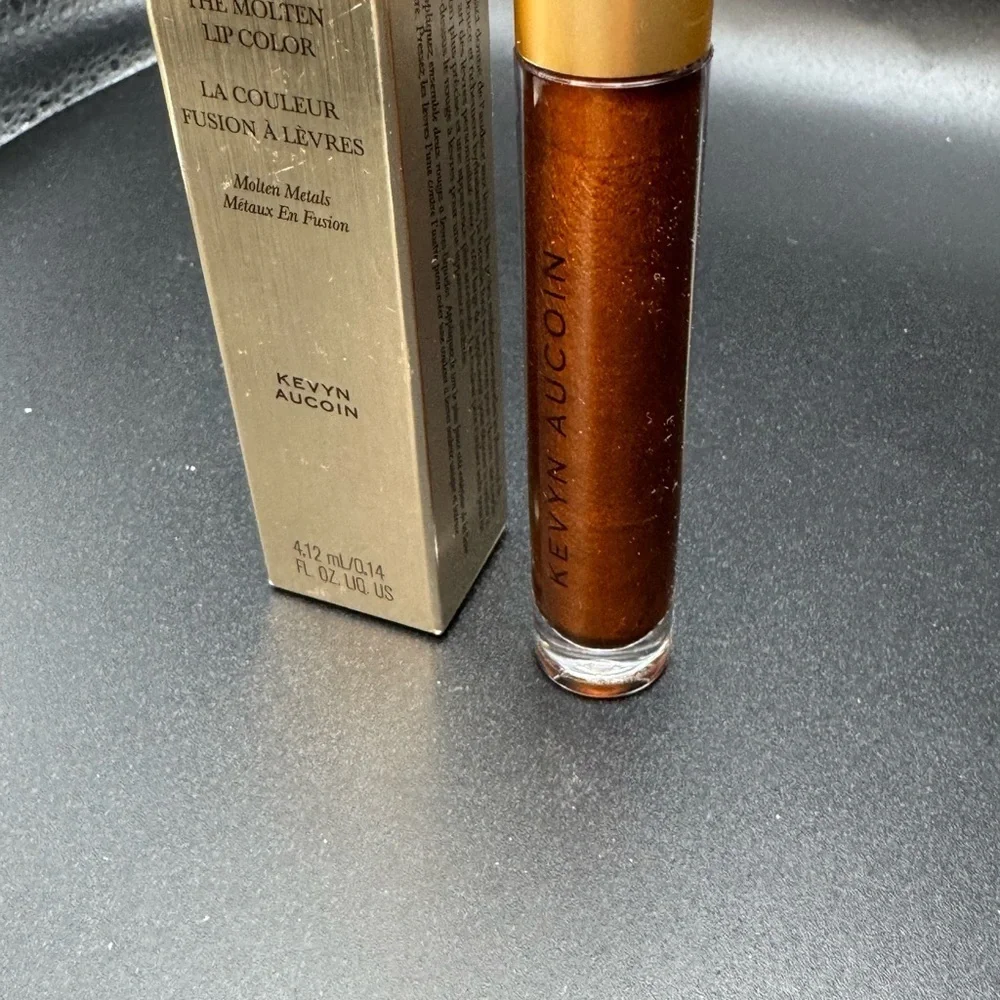 Kevyn Aucoin Molten Lip Color - Bronze Full Size New in box
